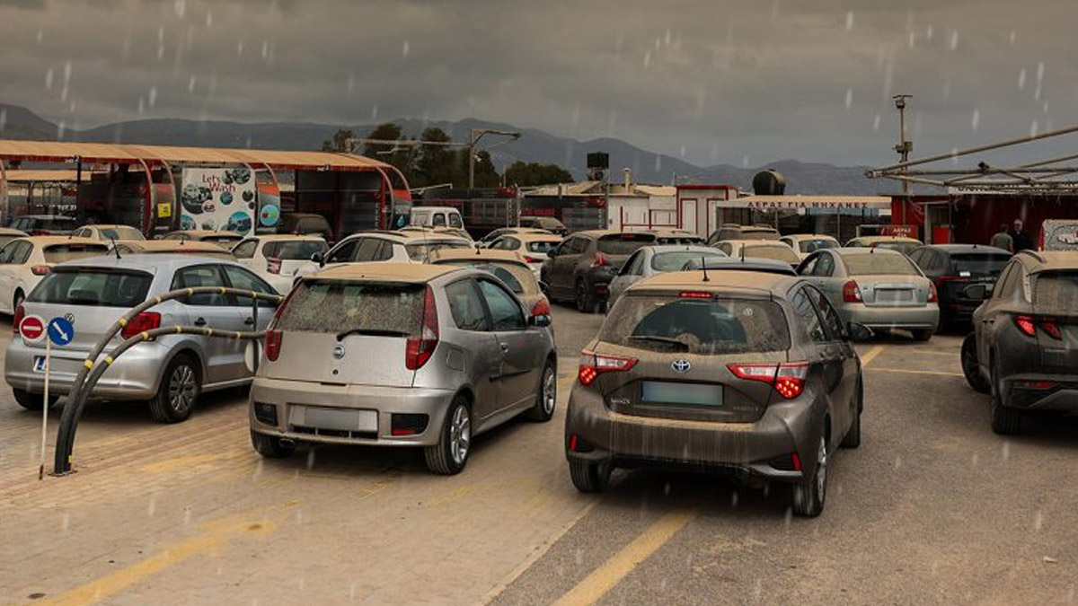 Φθινοπωρινό σκηνικό το Σαββατοκύριακο: Συννεφιά, λασποβροχές και αφρικανική σκόνη