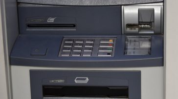 «Σήκωσαν» τα χρήματα από ΑΤΜ στο Πόρτο Ράφτη