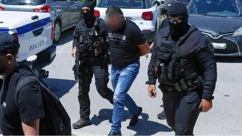 Στο νοσοκομείο ο θείος – Στη φυλακή τα ανίψια Στο νοσοκομείο ο θείος – Στη φυλακή τα ανίψια