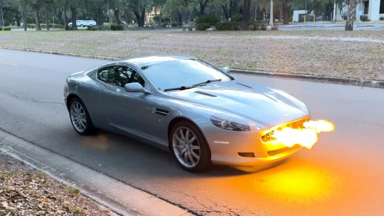 Πωλείται Aston Martin με ενσωματωμένο… φλογοβόλο