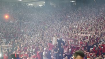 AS: 500 οπαδοί του Ολυμπιακού έκαναν «ντου» στο T. Center