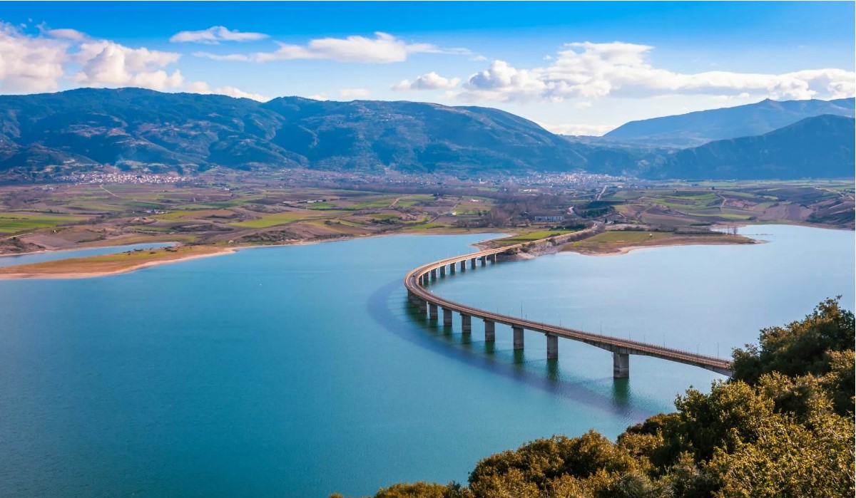 Κοζάνη: Νεκρός άνδρας εντοπίστηκε μέσα σε αυτοκίνητο