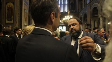 Από την κουμπαριά στην άγρια συμπλοκή: Ο «πόλεμος» Μαρινάκη – Μητσοτάκη με αφορμή το επεισόδιο με τον Δημητριάδη