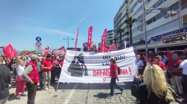 Τουρκία: Κλιμακώνεται η κρίση στο CHP – Επέμβαση της αστυνομίας στη Σμύρνη