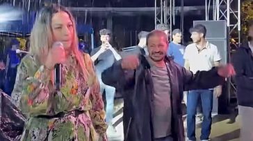 Τζένη Κατσίγιαννη: Απίστευτο σκηνικό μετά βροχής σε συναυλία της στα Άνω Λιόσια