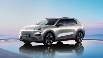 Νέο Deepal S05 Plug-in Hybrid: Με 1.060 χλμ. αυτονομίας, οθόνη Sunflower και τιμή από 31.990 ευρώ