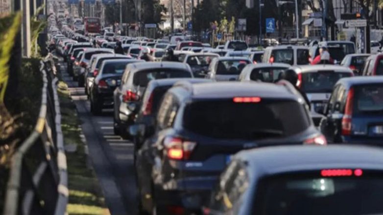 Τροχαίο στον Κηφισό: Ανατράπηκε αυτοκίνητο στο ρεύμα προς Πειραιά