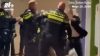 Ολλανδός αστυνομικός πετάει κάτω έγκυο γυναίκα