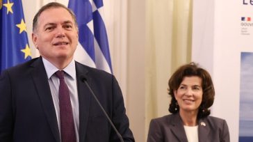 Ταμπαρό: Ελλάδα και Γαλλία έχουν συμπληρωματικό ρόλο σε ναυτιλία και μεταφορές