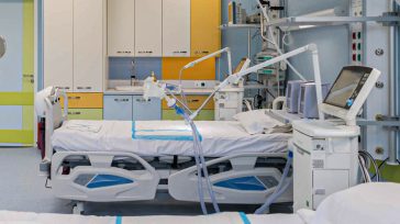 Απίστευτο παιχνίδι της μοίρας στα Καλάβρυτα: Μετέφερε τη σύντροφό του με αδιαθεσία στα επείγοντα και «έσβησε» αιφνιδίως μπροστά στα μάτια της