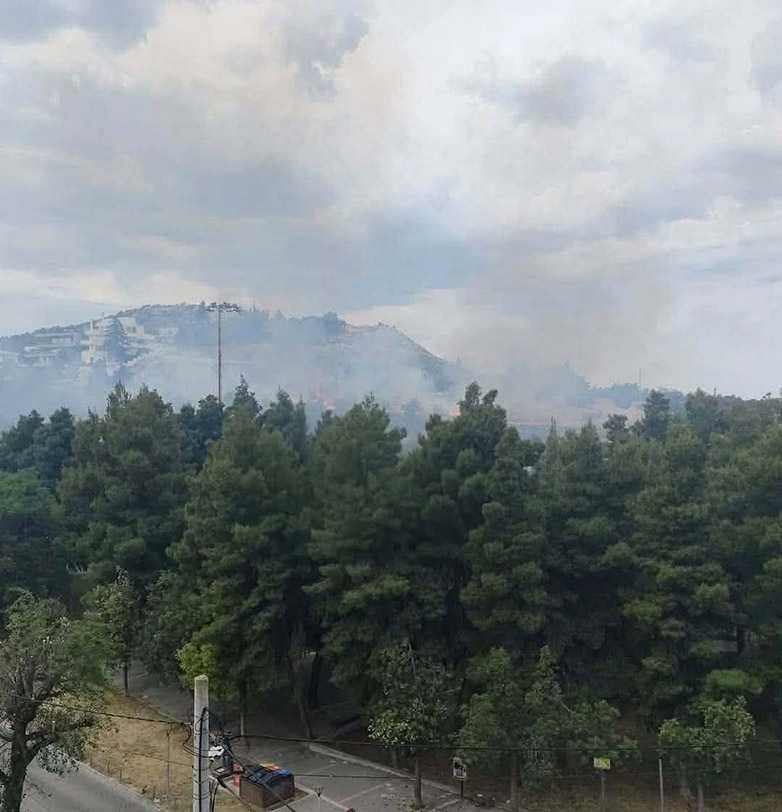 Η εστία της φωτιάς στη Φιλοθέη