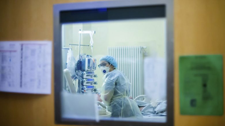 Βερολίνο: Εξιτήριο για τον Αμερικανό γιατρό που είχε προσβληθεί από Έμπολα στη ΛΔ του Κονγκό Βερολίνο: Εξιτήριο για τον Αμερικανό γιατρό που είχε προσβληθεί από Έμπολα στη ΛΔ του Κονγκό