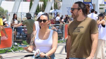 Ευρυδίκη Βαλαβάνη – Γρηγόρης Μόργκαν: Οικογενειακή έξοδος στο ΟΑΚΑ μαζί με τον γιο τους