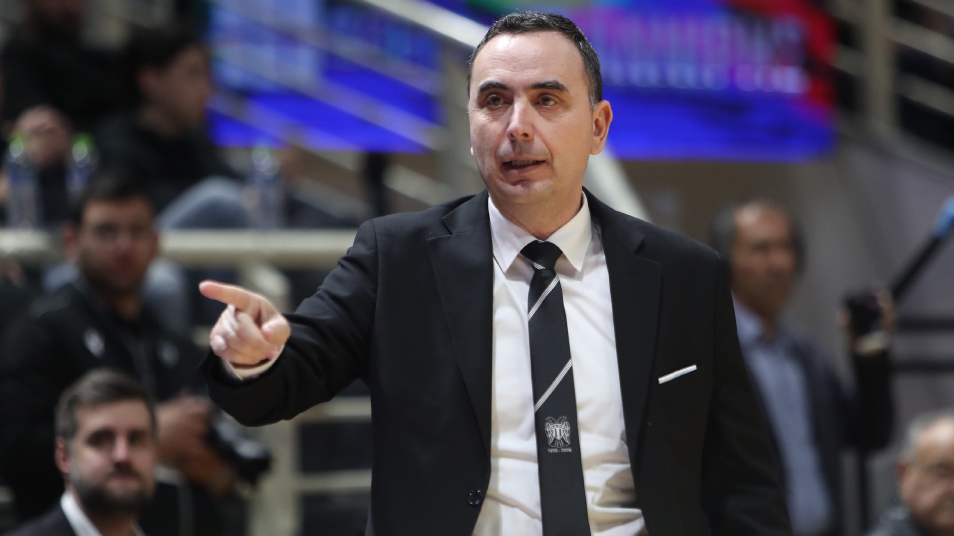 Μπούτσκος: «Η μεγαλύτερη νίκη να νιώθεις μαθητής, ενώ σε θεω