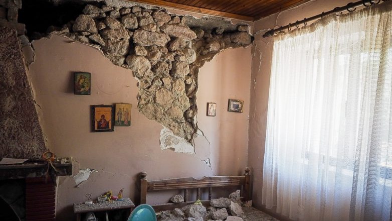 Από εσωτερικά ρήγματα στη λεκάνη του Προκοπίου ο σεισμός της Εύβοιας Από εσωτερικά ρήγματα στη λεκάνη του Προκοπίου ο σεισμός της Εύβοιας