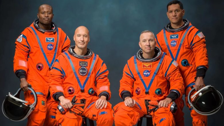 Η NASA ανακοίνωσε τα μέλη της αποστολής Artemis III Η NASA ανακοίνωσε τα μέλη της αποστολής Artemis III