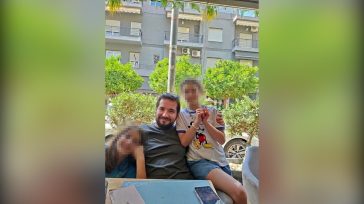 Πολωνός καθηγητής: Η έκκληση του αδελφού του να πάρει τα παιδιά στη Πολωνία