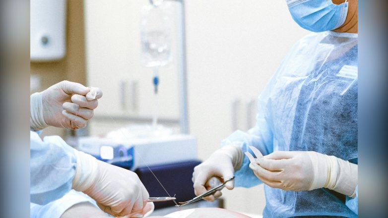 Χειρουργός στη Θεσσαλονίκη έκανε μαστεκτομή σε ασθενή, χωρίς να υπάρχει γενετική προδιάθεση για καρκίνο Χειρουργός στη Θεσσαλονίκη έκανε μαστεκτομή σε ασθενή, χωρίς να υπάρχει γενετική προδιάθεση για καρκίνο