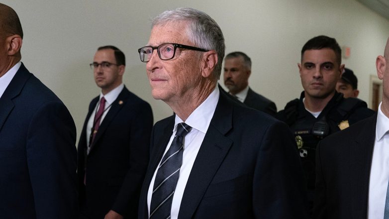 Μπιλ Γκέιτς: «Η Τεχνητή Νοημοσύνη θα μπορούσε να προκαλέσει τον αφανισμό ενός δισεκατομμυρίου ανθρώπων» Μπιλ Γκέιτς: «Η Τεχνητή Νοημοσύνη θα μπορούσε να προκαλέσει τον αφανισμό ενός δισεκατομμυρίου ανθρώπων»