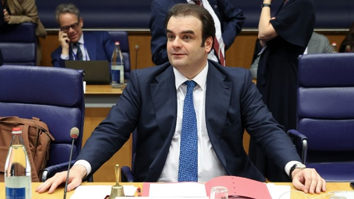Πιερρακάκης από Eurogroup: Απαραίτητος ο δημοσιονομικός συντ