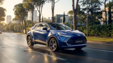 Toyota C-HR: Το SUV που άλλαξε την εικόνα της Toyota, γιορτάζει τα 10 χρόνια success story
