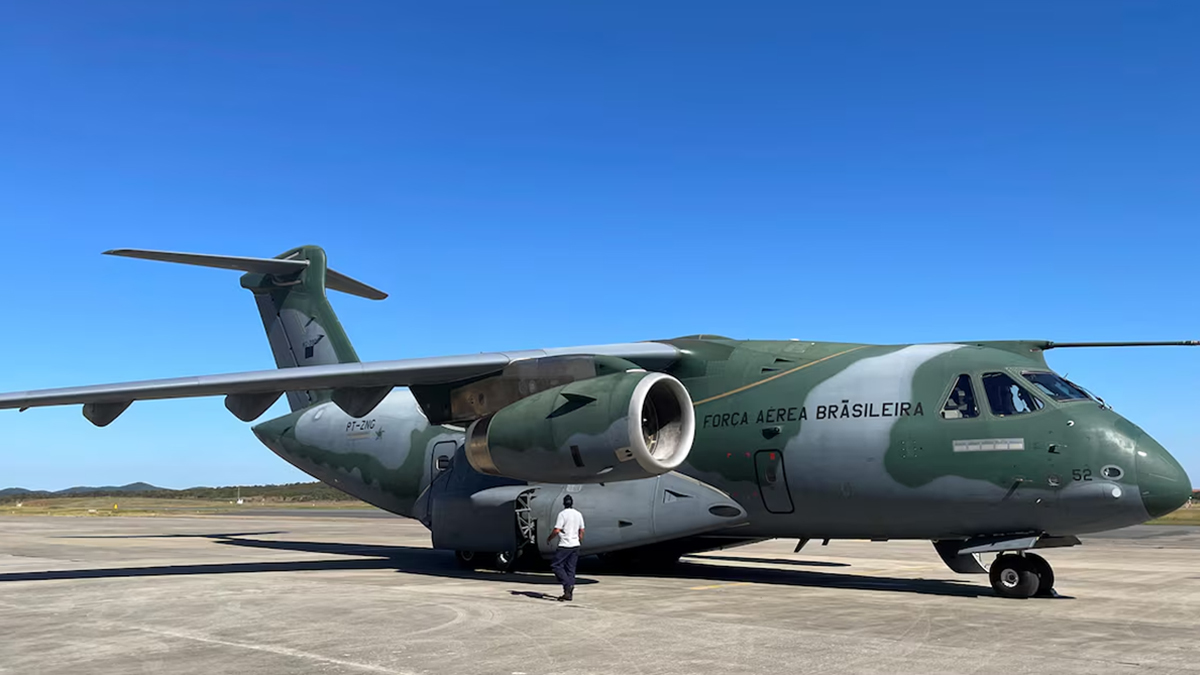 Reuters: «Η Ελλάδα θα αγοράσει αεροσκάφη Embraer C-390, μίνι