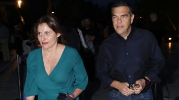 Αλέξης Τσίπρας – Μπέττυ Μπαζιάνα: Σπάνια δημόσια εμφάνιση για το ζευγάρι στο Ηρώδειο!