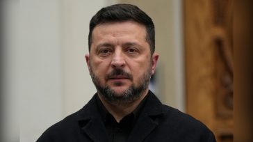 Σφοδρά ουκρανικά πλήγματα σε ρωσικές πετρελαϊκές και χημικές εγκαταστάσεις