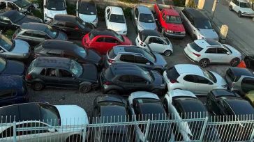 Πώς «εξαφάνιζε» τα αυτοκίνητα που έκλεβε η σπείρα στην Αττική