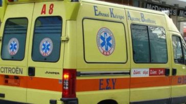 ΕΚΑΒ: Καταγγελίες εργαζομένων για ακινητοποιημένα οχήματα και «γερασμένο» στόλο