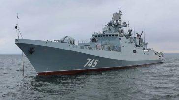 Ρωσικό πολεμικό πλοίο έριξε προειδοποιητικά πυρά κατά ιστιοπλοϊκού στη Μάγχη