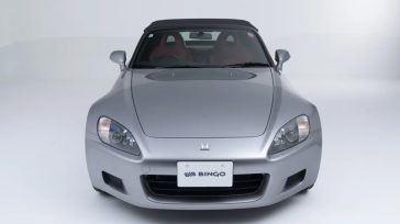 Πόσα θα έδινες για ένα Honda S2000 που έχει οδηγηθεί για μόλις 1.093χλμ;