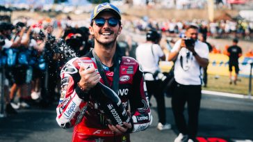 Ο Bagnaia κρατά πίσω τους Ogura και Marquez για το Χρυσό στο MotoGP Sprint