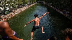 Φονικός καύσωνας: 46 άνθρωποι πνίγηκαν σε Γαλλία-Γερμανία για μια ανάσα δροσιάς