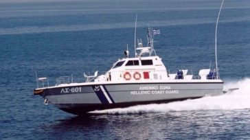 Εξηνταπεντάχρονος συνελήφθη από λιμενικούς στο Γλαρόκαβο Χαλκιδικής για απάτη
