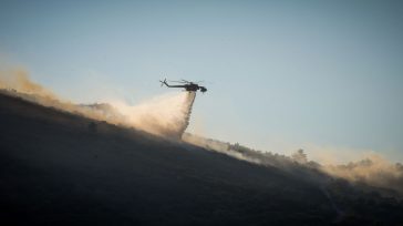 Βελτιωμένη η εικόνα της φωτιάς στον Ορχομενό Βοιωτίας