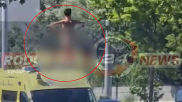 Ρόδος: Γυμνός άνδρας ανέβηκε σε σκεπή ασθενοφόρου