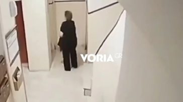 Θεσσαλονίκη: Βίντεο από επίθεση 26χρονου σε ηλικιωμένη μέσα σε ασανσέρ