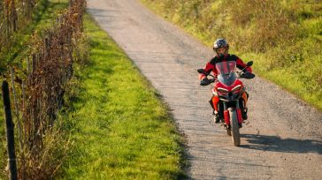 Η Multistrada V2 με δώρο γνήσιο εξοπλισμό Ducati