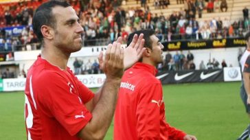 Πρώην ερυθρόλευκος βοηθός του Λίσι
