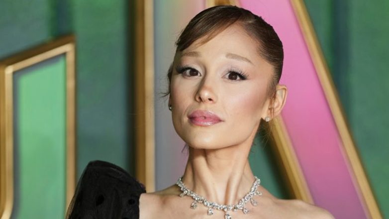 Ariana Grande: Αναβάλλει τρεις συναυλίες για λόγους ασφαλείας