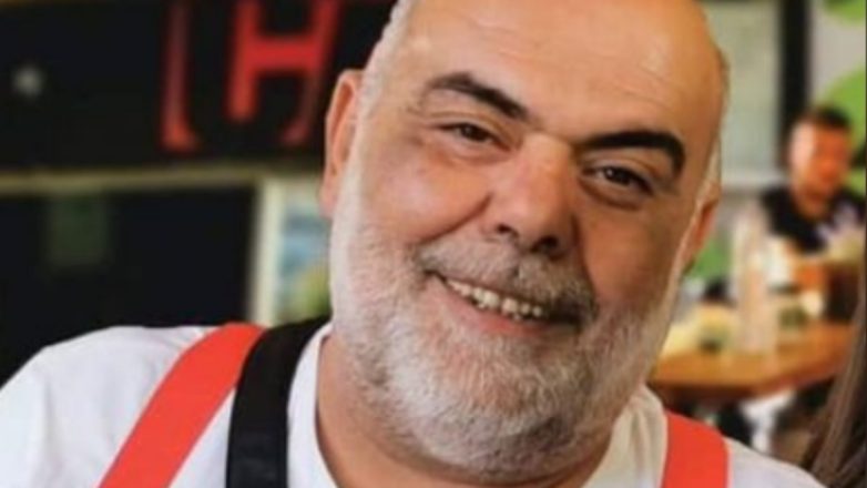 Φρονιμάκης στη «Ζούγκλα»: «Η Καρυστιανού γνώριζε για το ακίνητο και τα ρίχνει στον Μωυσίδη» Φρονιμάκης στη «Ζούγκλα»: «Η Καρυστιανού γνώριζε για το ακίνητο και τα ρίχνει στον Μωυσίδη»
