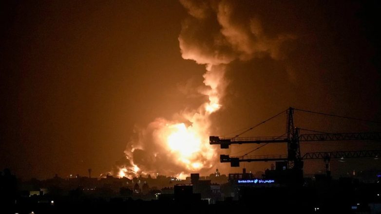 Ιρανικά μέσα ενημέρωσης κάνουν λόγο για μπαράζ εκρήξεων στο Ιράν Ιρανικά μέσα ενημέρωσης κάνουν λόγο για μπαράζ εκρήξεων στο Ιράν