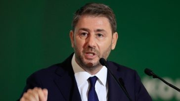 Ανδρουλάκης: Οι 17 κοστολογημένες δεσμεύσεις για τους συνταξιούχους