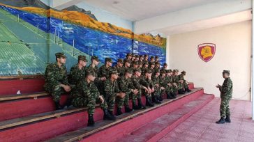 Επίσκεψη των μελλοντικών νοσηλευτών του Στρατού στη Σχολή Μηχανικού