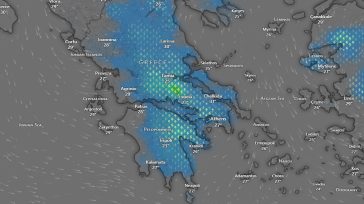 Άνοιξαν οι ουρανοί στην Αττική