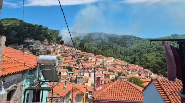 Υπό έλεγχο η φωτιά στην Αγιάσο Λέσβου
