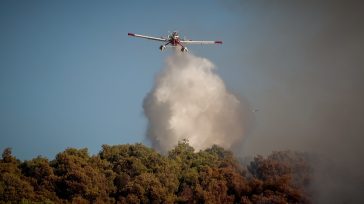 Ενισχύθηκαν οι δυνάμεις στη φωτιά στο Δελβινάκι Ιωαννίνων