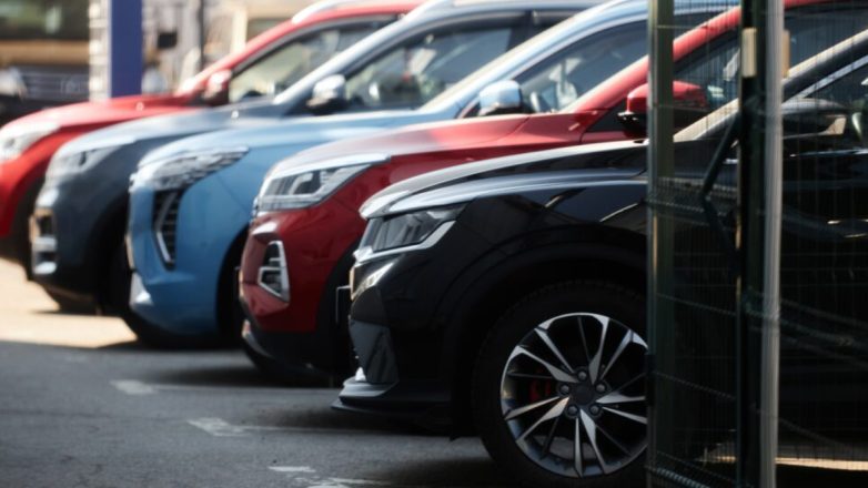 Έρευνα: 8 στους 10 Ευρωπαίους θεωρούν πλέον το αυτοκίνητο… «είδος πολυτελείας»