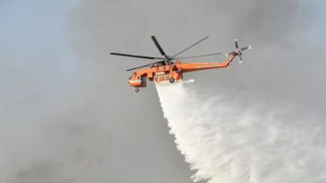 Καβάλα: Πυρκαγιά στην Ελευθερούπολη, κοντά στην Εγνατία Οδό